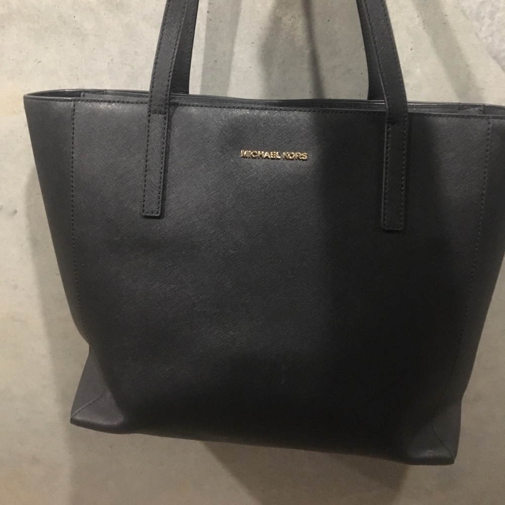 Leather Michael Kors tote